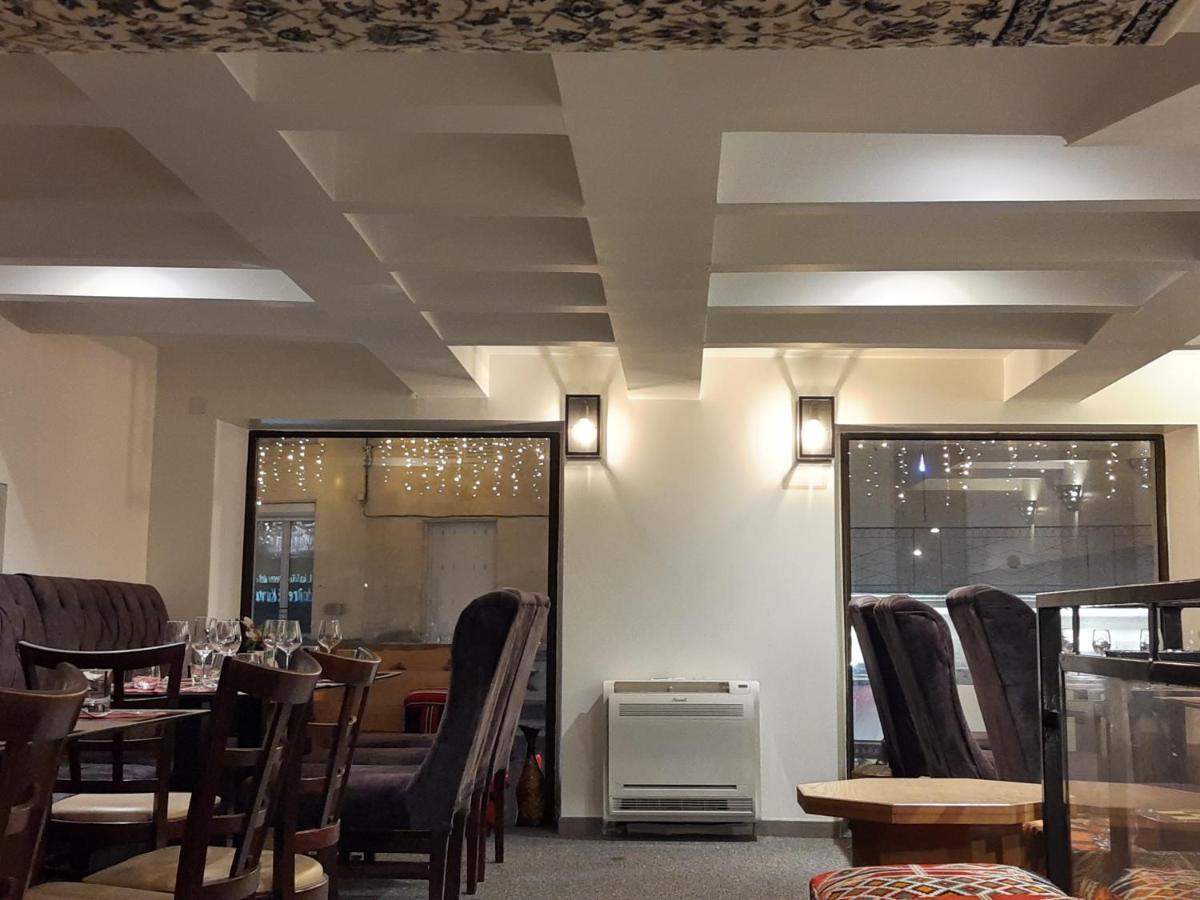 פואטייה Helios Hotel מראה חיצוני תמונה