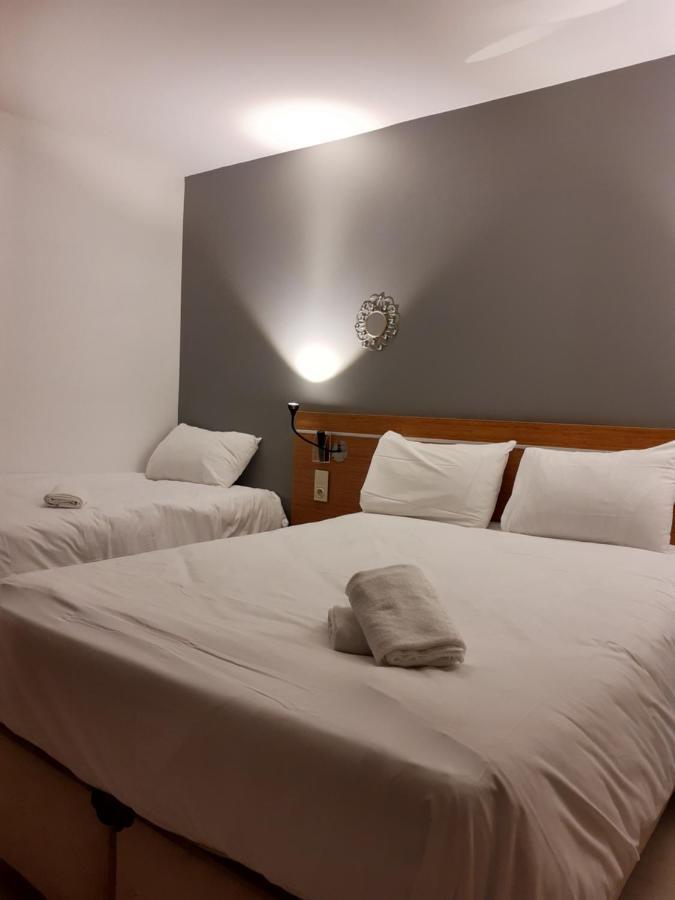 פואטייה Helios Hotel מראה חיצוני תמונה
